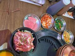 -香猪坊韩国烤肉专属门店(魏公村店)