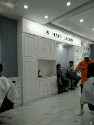 -DL HAIR SALON