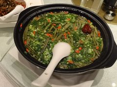 -鞍山大白鲨美食酒店