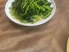 -芦茨金富饭庄·25年老字号·专做稻草鸡