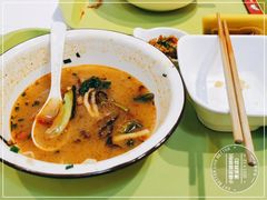 -丽丽三鲜螺蛳粉(田林路店)