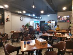 大堂-陈员外正宗夹江烧烤(广福路店)