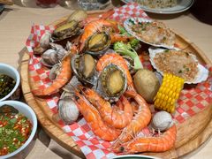 -日进一片海.生腌海鲜火锅.宵夜烧烤(三里屯总店)