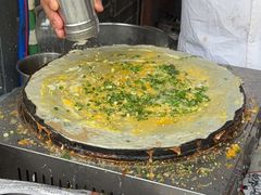 -正宗杂粮煎饼香软鸡蛋饼