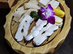 -滇釜火锅·能喝汤的火锅(车公庄店)