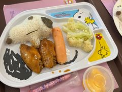-史努比缤纷世界