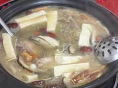 -花苑美食横琴生蚝火锅(拱北粤华路店)