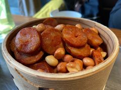 外婆香肠-辣尚瘾·烤鱼·新川菜(交大直营店)