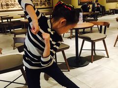 大堂-星巴克(保定万博广场店)