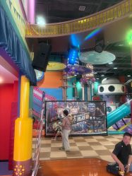 -欧酷世界动力星球(王府井奥莱UP TOWN店)