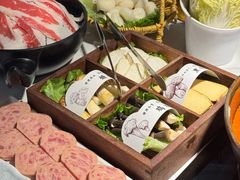 -椰子湾·海南火锅·糟粕醋·椰子鸡(正大广场店)