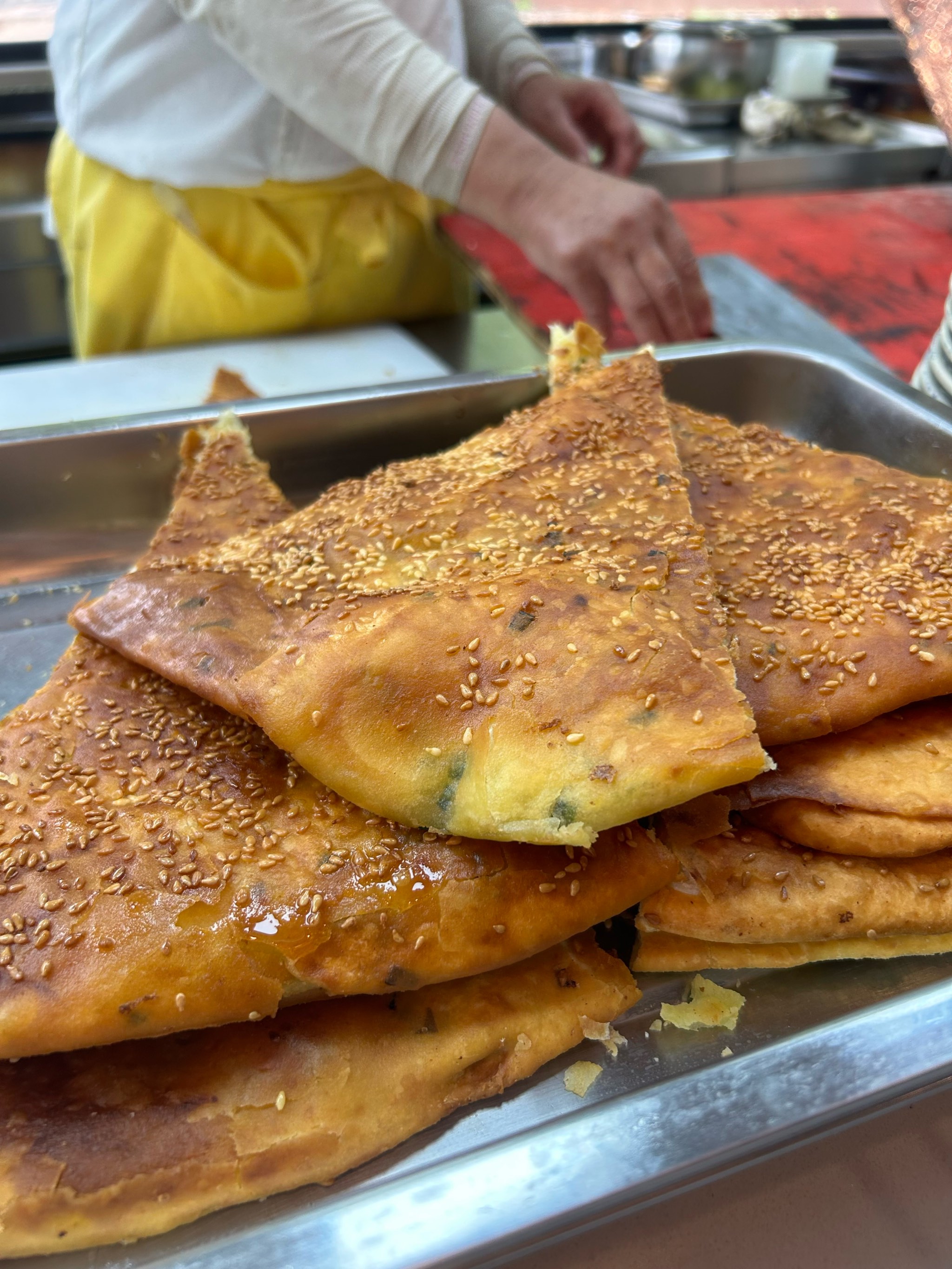 平邑县油篓村煎饼图片