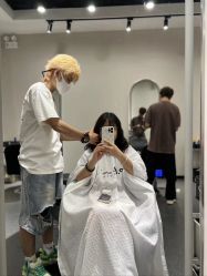 -P.R.O.salon 发哲