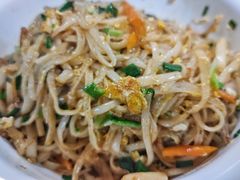 -宏兴烤鱼山庄(宣恩总店)