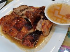 广式烧鸭-芳姨广东砂锅粥(张庄路店)