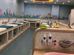 -戊辰亲子游泳俱乐部