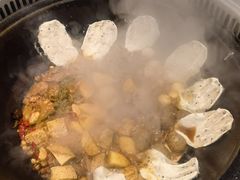-地锅公社·现炒地锅鸡·地锅鱼·夜宵(罗锦路店)