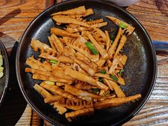 油焖嫩芽竹笋-中8楼风尚云南菜(颐堤港店)