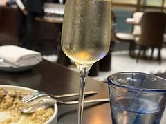 -卡佩罗意大利餐厅及酒吧Al Cappello Trattoria