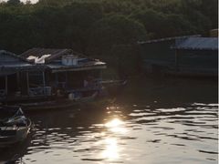 iphone_upload_pic-洞里萨湖