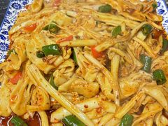 辣白菜炒猫耳朵-后卫寨猫耳朵(后卫寨店)