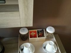 -西安大雁塔科技大学地铁站亚朵酒店