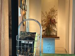 -luutosa  cafe & tea 鹿兔山
