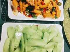 -叶派龙虾•招牌香辣蟹·海鲜(中海国际店)