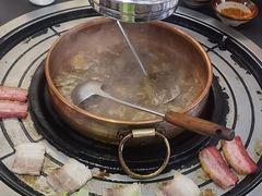 -阿山卓·野生菌火锅·纳西火塘烤肉