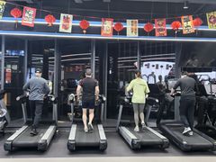 -超鹿运动(五四路恒力城店)