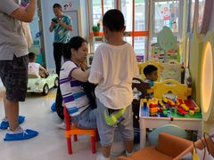 -极橙儿童齿科矫正中心(奥城店)