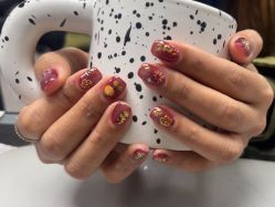 -芊屿芊浔美甲
