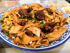 -壹阁胡羊焖饼(特色小吃街店)
