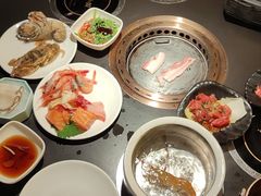 -钱小奴海鲜自助黑金店(杭州滨江龙湖店)