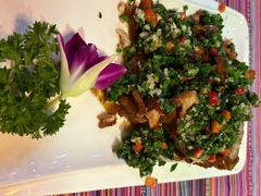 -香巴拉云南餐厅(华莱坞店)