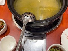 -菌之家·专业纯野生菌火锅·特色炒菌