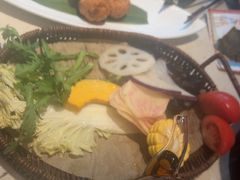 -一叶一世界·素食餐厅(锦华万达店)