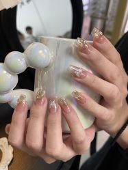 -芊屿芊浔美甲