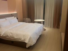 -桔子酒店(合肥淮河路步行街大东门地铁站店)