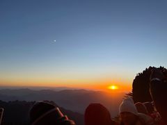 -黄山光明顶山庄