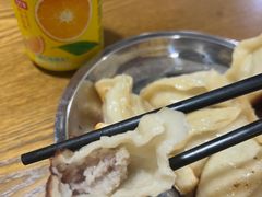 -黄阿姨锅贴大王(万航渡路店)