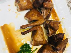 私房乳鸽-新兴家喻酒家·羊城名宴(昌岗店)