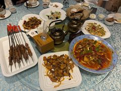 -巴扎美食·新疆菜·西域歌舞表演餐厅(新疆大厦店)