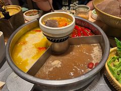 三拼锅底-巴奴毛肚火锅(七宝领展广场店)