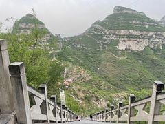 -抱犊寨风景区