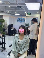 -V7 HAIR SALON