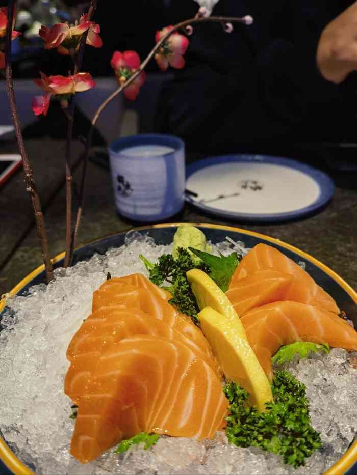 将太无二(南开大悦城店)-"晚上快九点去吃,服务员非常热情,菜品口感.