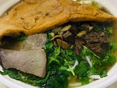 -花溪王记牛肉粉(四季花溪商场店)