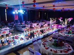 -爱主题婚礼策划  婚车租赁