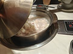 -喃喃椰·糟粕醋·椰子鸡火锅(七堡花园店)
